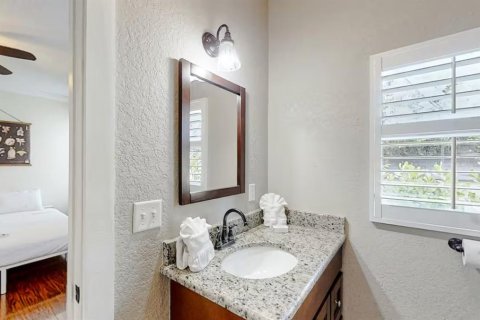 Villa ou maison à louer à Tampa, Floride: 4 chambres, 205.13 m2 № 1894499 - photo 11