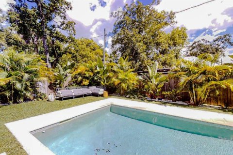 Villa ou maison à louer à Tampa, Floride: 4 chambres, 205.13 m2 № 1894499 - photo 22