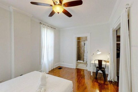 Villa ou maison à louer à Tampa, Floride: 4 chambres, 205.13 m2 № 1894499 - photo 10