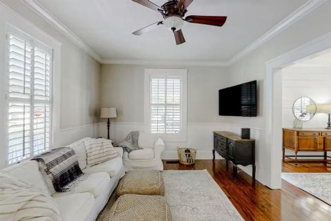 Villa ou maison à louer à Tampa, Floride: 4 chambres, 205.13 m2 № 1894499 - photo 4
