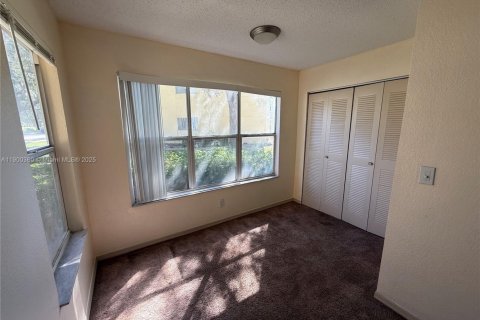 Снять в аренду кондоминиум в Санрайз, Флорида 2 спальни, 89.65м2, № 1952848 - фото 5