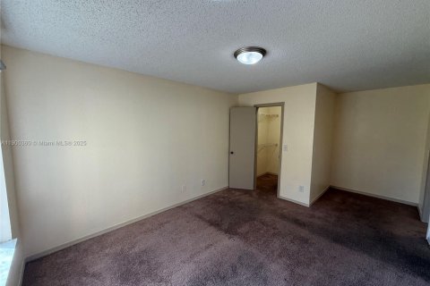 Снять в аренду кондоминиум в Санрайз, Флорида 2 спальни, 89.65м2, № 1952848 - фото 14