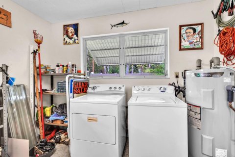 Купить виллу или дом в Уилтон-Мэнорс, Флорида 3 комнаты, 150.59м2, № 2086053 - фото 23