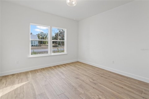 Купить виллу или дом в Бронсон, Флорида 5 комнат, 148.55м2, № 2132093 - фото 17