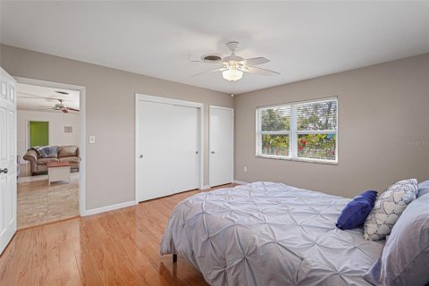 House in Venice, Florida 3 bedrooms, 154.5 sq.m. № 1720625 - photo 28