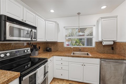House in Venice, Florida 3 bedrooms, 154.5 sq.m. № 1720625 - photo 17