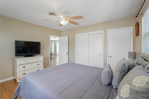 House in Venice, Florida 3 bedrooms, 154.5 sq.m. № 1720625 - photo 30