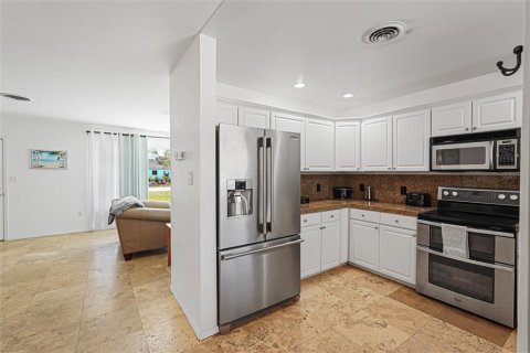 House in Venice, Florida 3 bedrooms, 154.5 sq.m. № 1720625 - photo 14