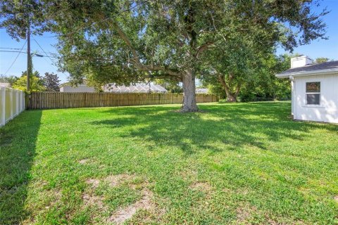 House in South Daytona, Florida 3 bedrooms, 184.32 sq.m. № 1857669 - photo 26
