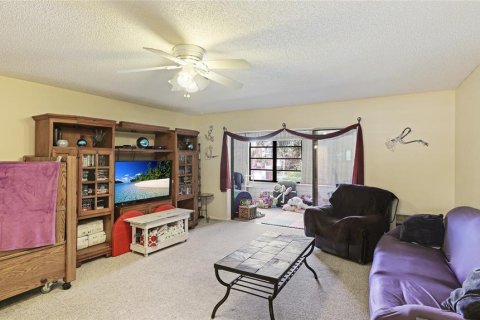 Condo in Bradenton, Florida, 2 bedrooms  № 1551116 - photo 8