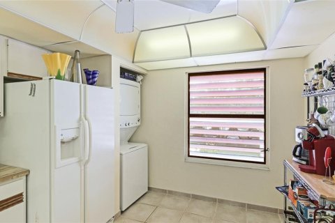 Condo in Bradenton, Florida, 2 bedrooms  № 1551116 - photo 4