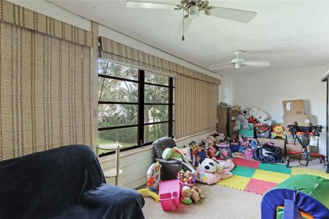 Condo in Bradenton, Florida, 2 bedrooms  № 1551116 - photo 12