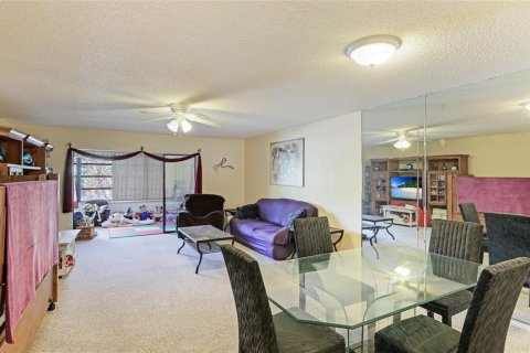 Condo in Bradenton, Florida, 2 bedrooms  № 1551116 - photo 6