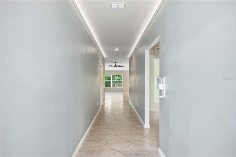 Villa ou maison à louer à Port Charlotte, Floride: 4 chambres, 179.3 m2 № 2401136 - photo 2