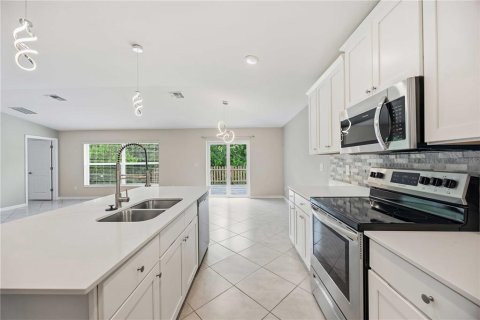 Villa ou maison à louer à Port Charlotte, Floride: 4 chambres, 179.3 m2 № 2401136 - photo 11