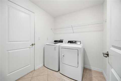 Villa ou maison à louer à Port Charlotte, Floride: 4 chambres, 179.3 m2 № 2401136 - photo 25