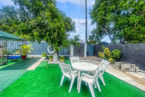 Casa en venta en Miami, Florida, 2 dormitorios, 96.34 m2 № 1225753 - foto 1