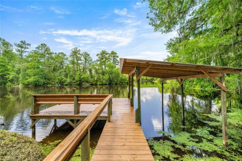 House in Dunnellon, Florida 3 bedrooms, 169.45 sq.m. № 1808613 - photo 9