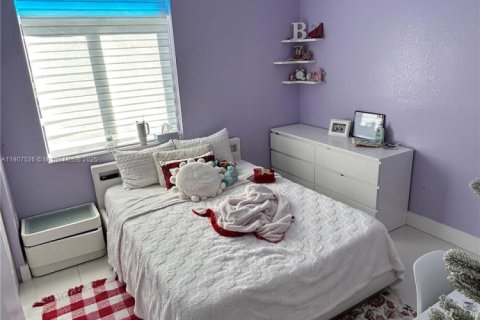 Villa ou maison à vendre à Miami Gardens, Floride: 4 chambres, 179.49 m2 № 2034399 - photo 6