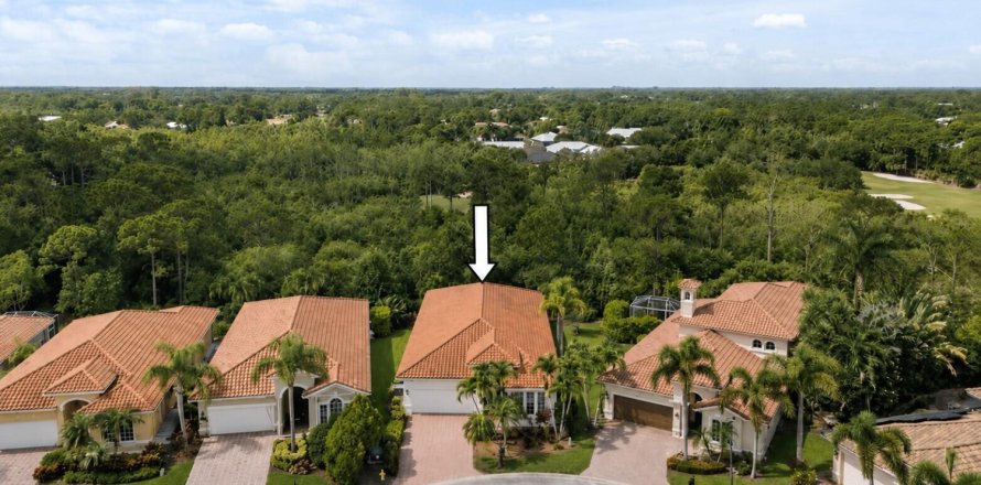 Villa ou maison à Palm City, Floride 3 chambres, 220.09 m2 № 2085849