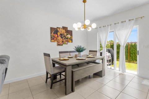 Casa en venta en Lauderhill, Florida, 3 dormitorios, 164.25 m2 № 2087847 - foto 9