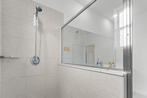 Casa en venta en Lauderhill, Florida, 3 dormitorios, 164.25 m2 № 2087847 - foto 20