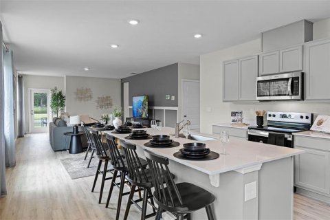 Casa en venta en Lakeland, Florida, 4 dormitorios, 154.68 m2 № 2216159 - foto 9
