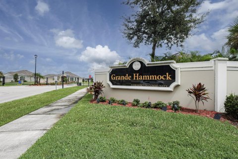 House in Vero Beach, Florida 4 bedrooms, 257.34 sq.m. № 2352149