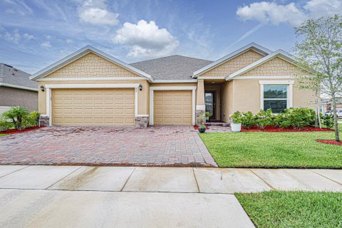 House in Vero Beach, Florida 4 bedrooms, 257.34 sq.m. № 2352149 - photo 3