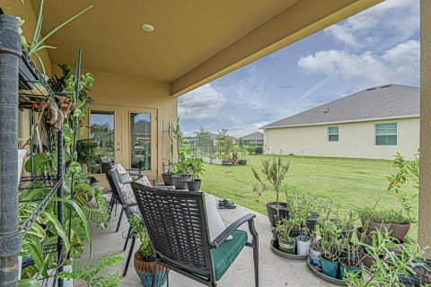 House in Vero Beach, Florida 4 bedrooms, 257.34 sq.m. № 2352149 - photo 19