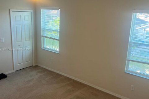 Adosado en venta en Riverview, Florida, 2 dormitorios № 1948444 - foto 17