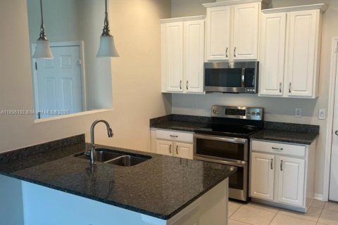 Adosado en venta en Riverview, Florida, 2 dormitorios № 1948444 - foto 6