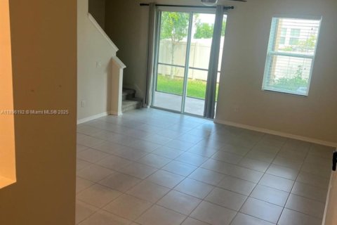 Adosado en venta en Riverview, Florida, 2 dormitorios № 1948444 - foto 8