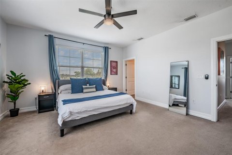 Townhouse in Tampa, Florida 3 bedrooms, 154.78 sq.m. № 2100244 - photo 15
