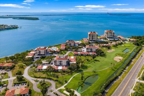 Купить кондоминиум в Сент-Питерсберг, Флорида 7 комнат, 82.68м2, № 2239559 - фото 29