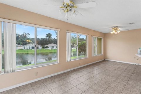 Villa ou maison à vendre à Lakeland, Floride: 2 chambres, 168.34 m2 № 2318772 - photo 20