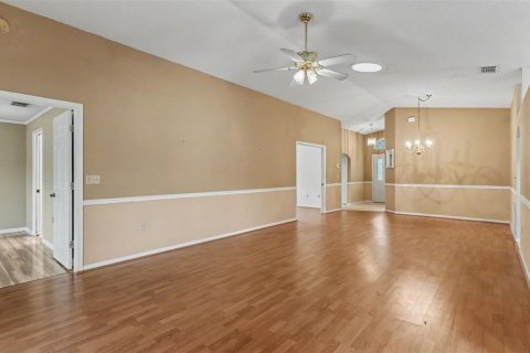 Villa ou maison à vendre à Lakeland, Floride: 2 chambres, 168.34 m2 № 2318772 - photo 14