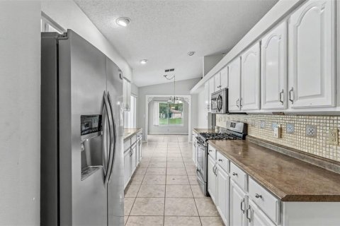 Villa ou maison à vendre à Lakeland, Floride: 2 chambres, 168.34 m2 № 2318772 - photo 25
