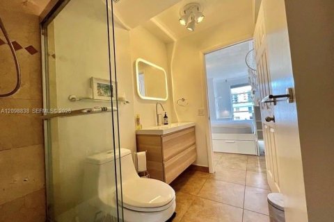 Copropriété à louer à North Miami Beach, Floride: 1 chambre, 66.15 m2 № 2399705 - photo 23