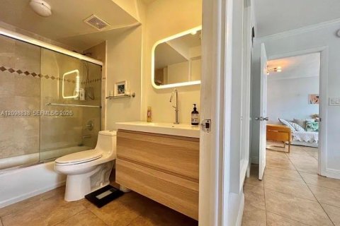 Copropriété à louer à North Miami Beach, Floride: 1 chambre, 66.15 m2 № 2399705 - photo 16