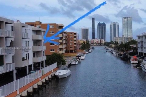 Copropriété à louer à North Miami Beach, Floride: 1 chambre, 66.15 m2 № 2399705 - photo 26
