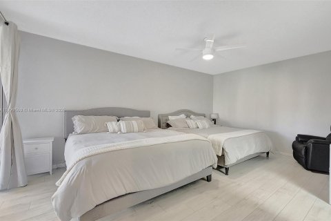 Copropriété à louer à Boca Raton, Floride: 2 chambres, 142.7 m2 № 1965273 - photo 16