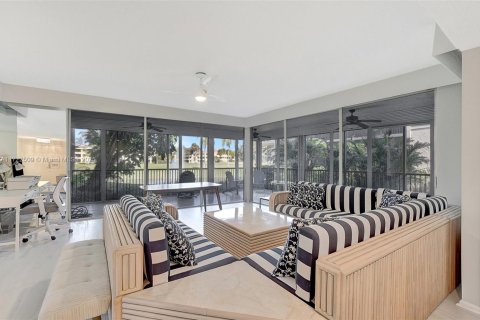 Copropriété à louer à Boca Raton, Floride: 2 chambres, 142.7 m2 № 1965273 - photo 4