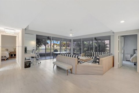 Copropriété à louer à Boca Raton, Floride: 2 chambres, 142.7 m2 № 1965273 - photo 3