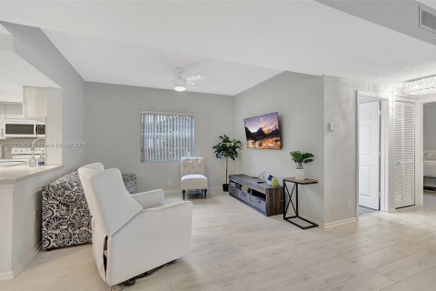 Copropriété à louer à Boca Raton, Floride: 2 chambres, 142.7 m2 № 1965273 - photo 10