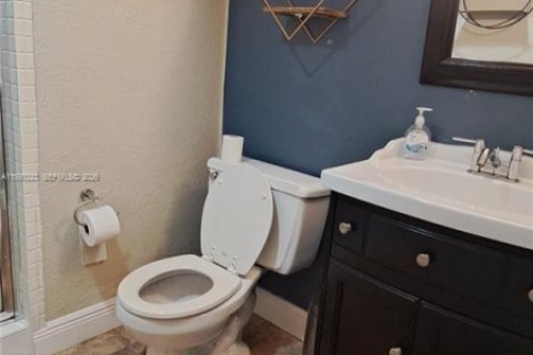 Copropriété à vendre à Hallandale Beach, Floride: 1 chambre, 80.64 m2 № 2089842 - photo 14