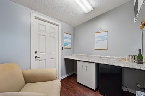 Propiedad comercial en venta en Vero Beach, Florida № 2245632 - foto 15