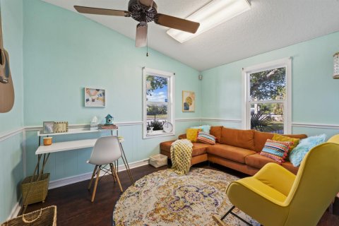 Propiedad comercial en venta en Vero Beach, Florida № 2245632 - foto 11