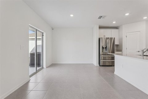 Villa ou maison à vendre à Clermont, Floride: 4 chambres, 174.56 m2 № 2139509 - photo 8