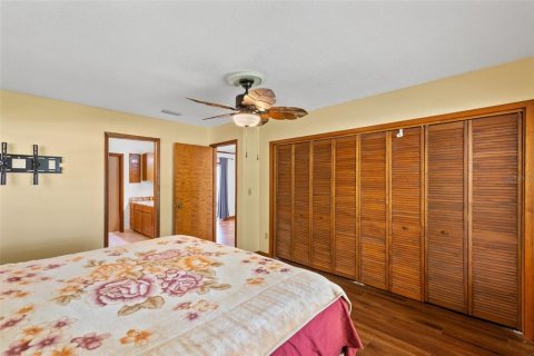 Villa ou maison à vendre à Apopka, Floride: 4 chambres, 163.32 m2 № 2122747 - photo 16